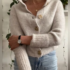 Everlane Fuzzy Cream Crop Cardigan